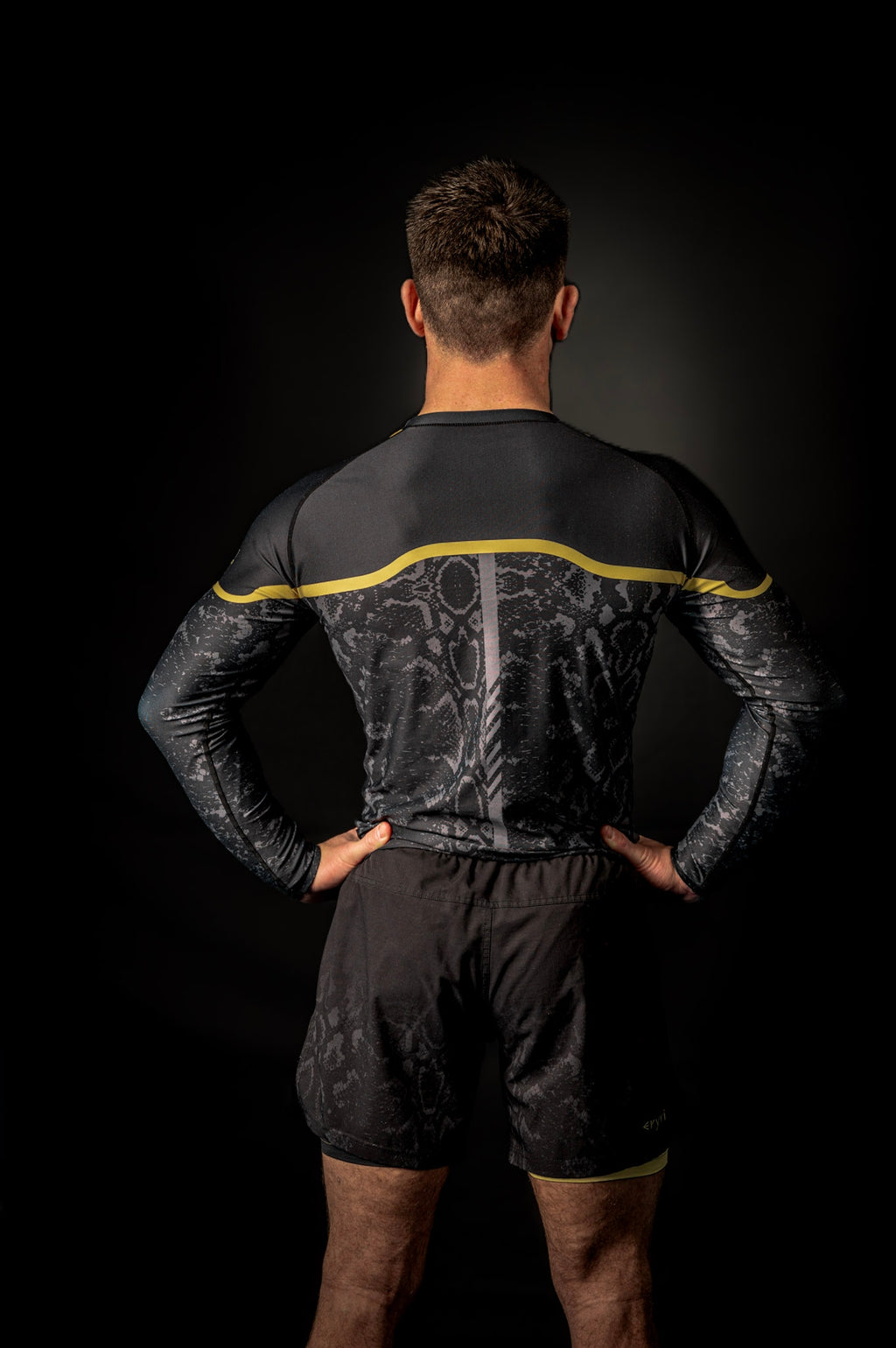 Eryri Long-sleeve BJJ/MMA rashguard.